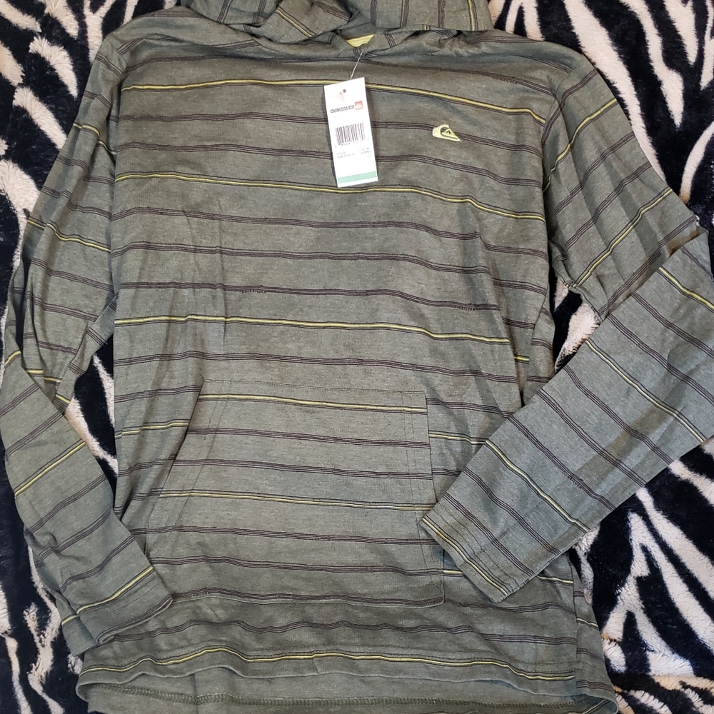 Quicksilver LS hoodie tees